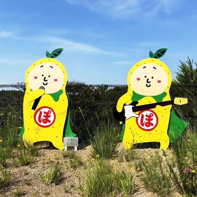はっさくんのモニュメント